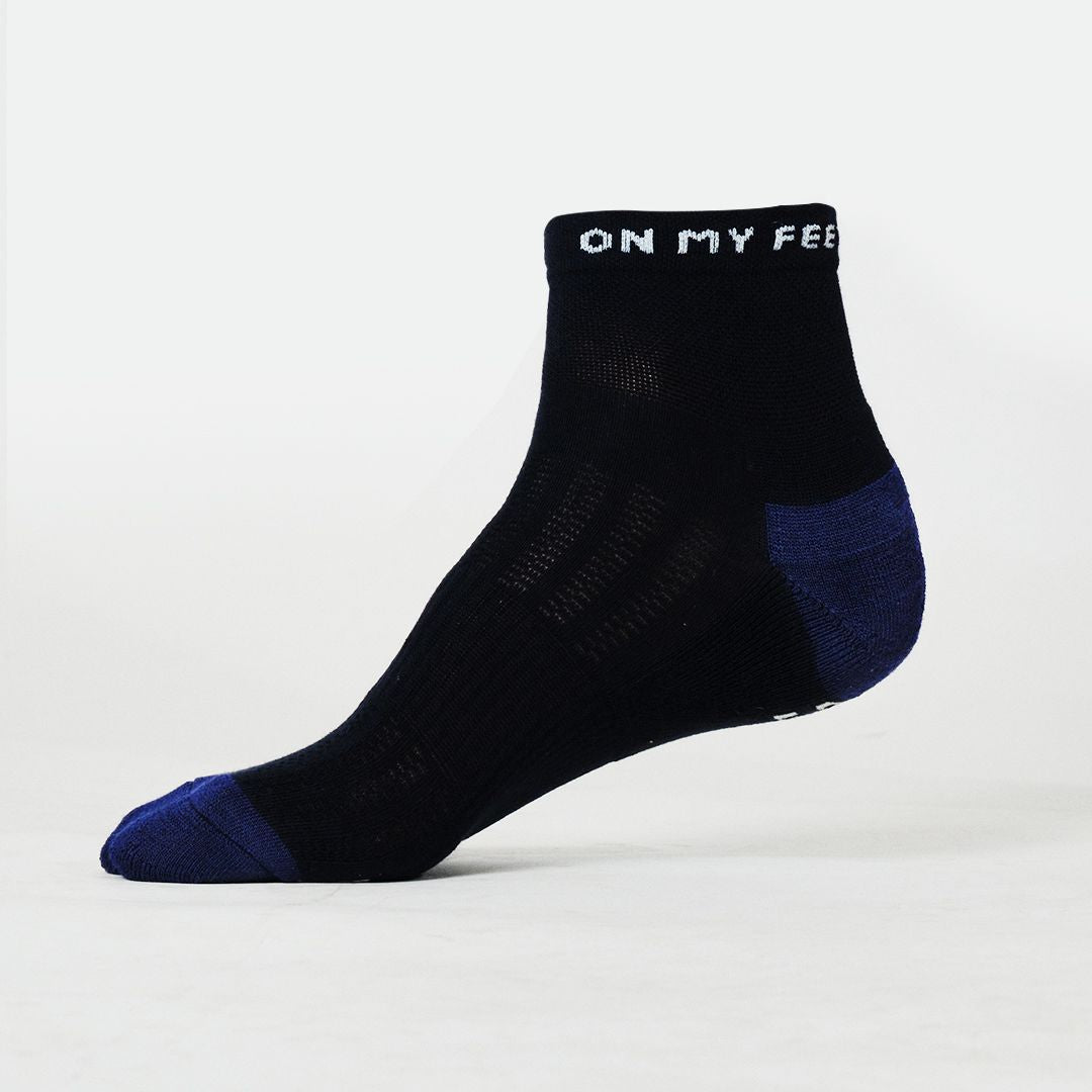 On My Feet Blue Running Socks (unisex) - TARKINE ATHLETICS